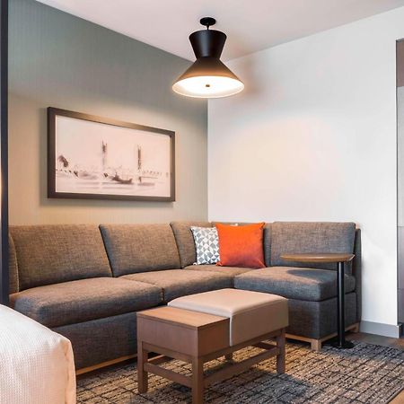 Hyatt Place Sacramento International Airport Exteriör bild